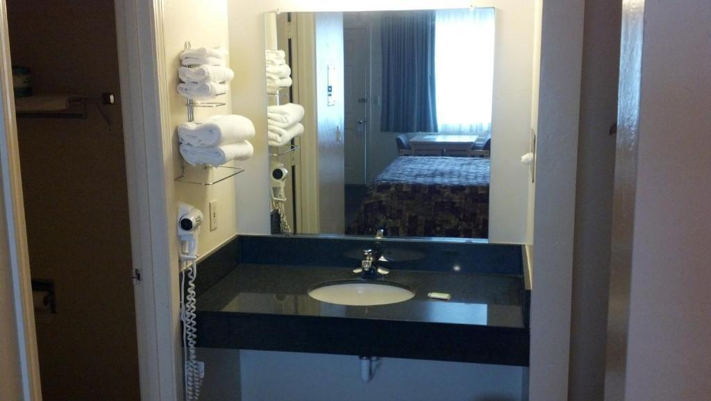 Heritage House Motel Prescott Bagian luar foto
